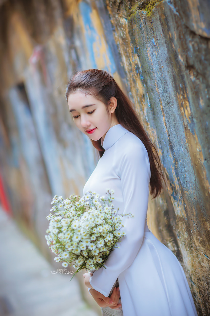 女子高中生的腰姿
